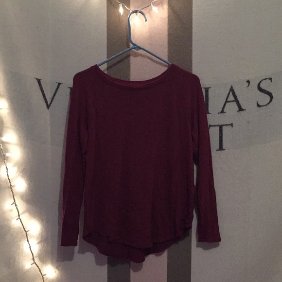American Eagle Outfitters Tops - Soft long sleeve shirt